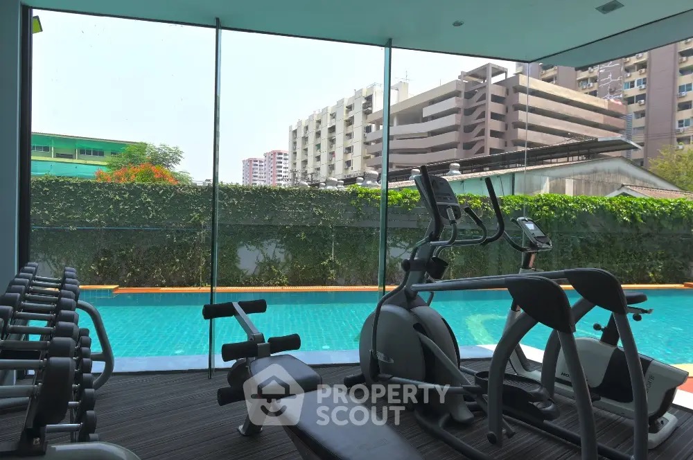 S Condominium — photo 2