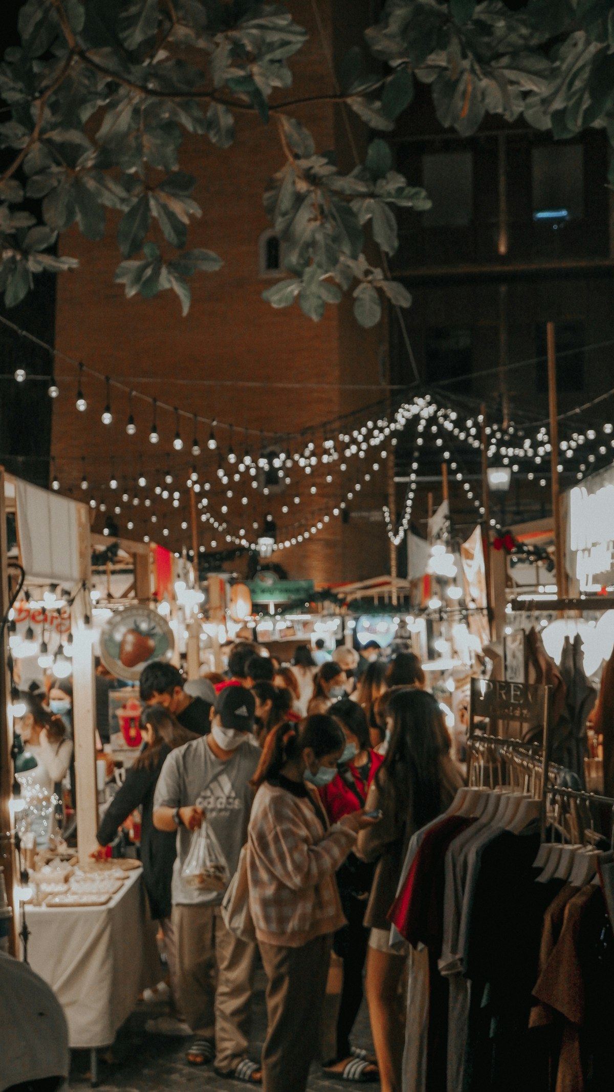 Chiang Mai Gate evening market